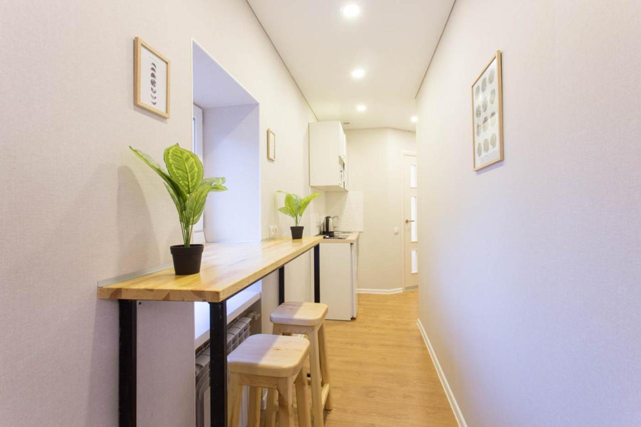 Studio Near Metro Yaroslava Mudroho, Universytet - Mykoly Khvylovoho Str 5-3 Harkov Kültér fotó