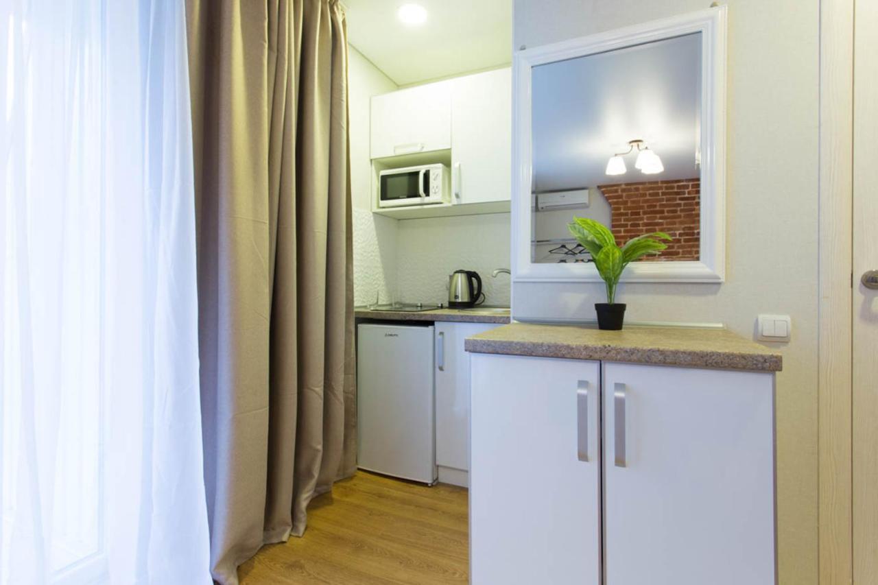 Studio Near Metro Yaroslava Mudroho, Universytet - Mykoly Khvylovoho Str 5-3 Harkov Kültér fotó