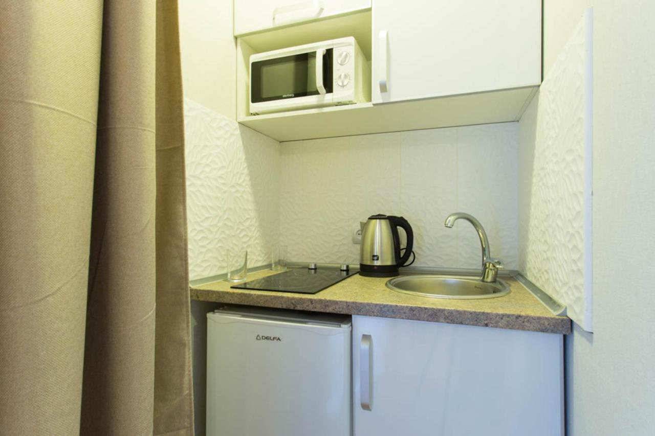 Studio Near Metro Yaroslava Mudroho, Universytet - Mykoly Khvylovoho Str 5-3 Harkov Kültér fotó