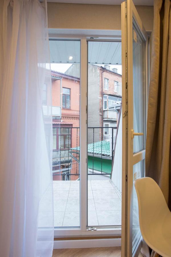 Studio Near Metro Yaroslava Mudroho, Universytet - Mykoly Khvylovoho Str 5-3 Harkov Kültér fotó